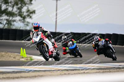 media/Apr-18-2025-TrackDaz (Fri) [[45f5874c44]]/B Group/Session 4 (Turn 6 - Outside)/